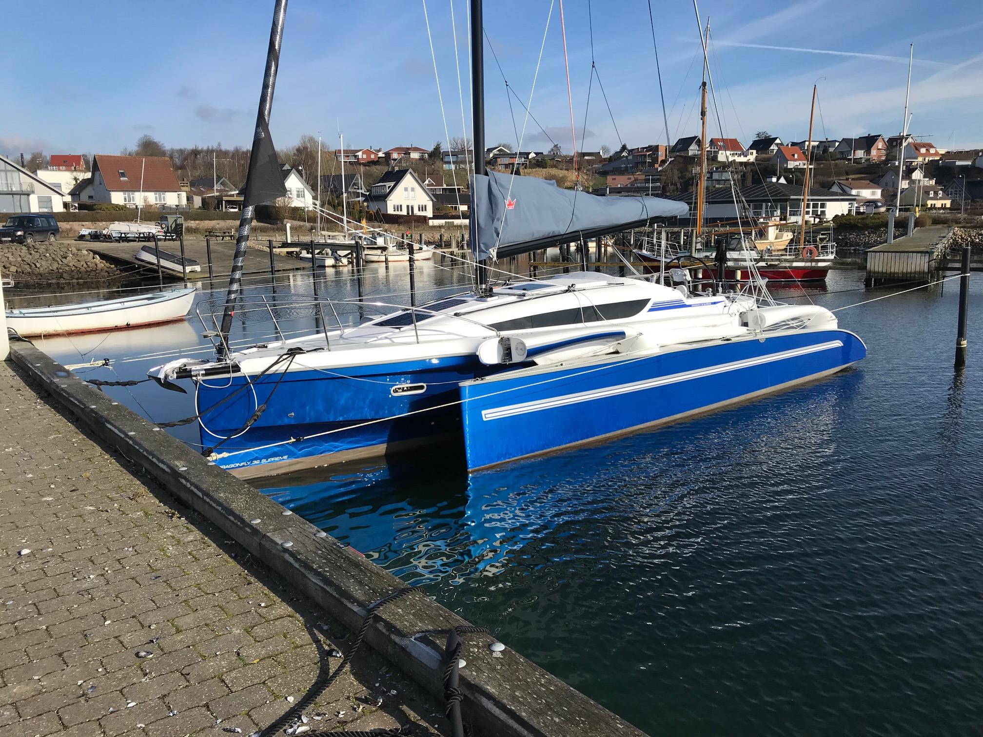 Dragonfly 32 Supreme trimaran (2018) for sale