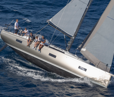 Precision from the racecourse, comfort for the open sea