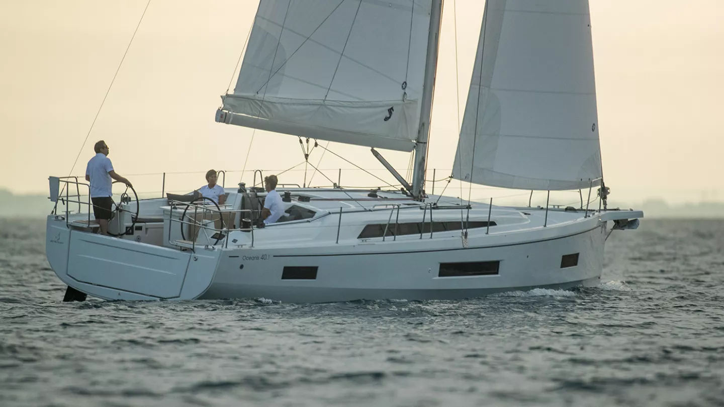 A real cruiser with no compromises on sailing